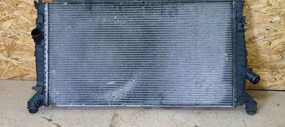 Volvo V50 Coolant radiator 3M5H8005TL