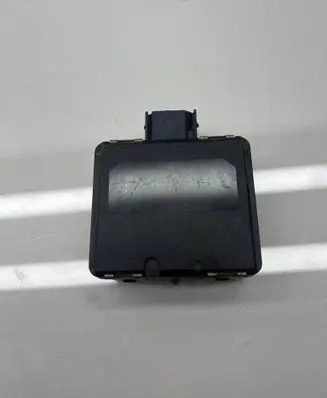 Jaguar I-Pace Distronic sensor radar J9D39G768AE 0203302349