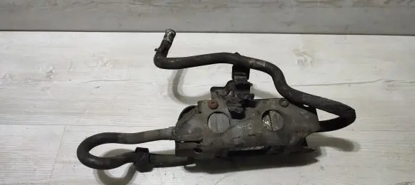 Audi TT TTS Mk2 Mechanical fuel pump 8J0906257C