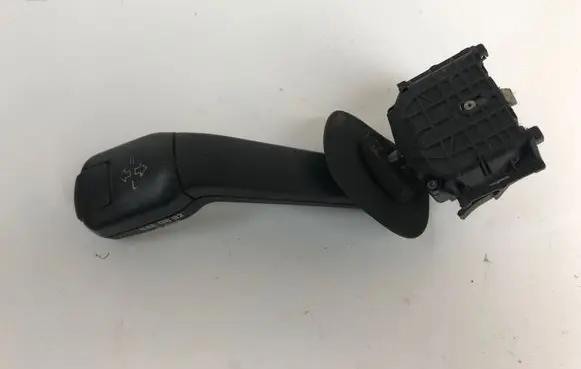 BMW 5 E39 Indicator stalk 8352172 01100410
