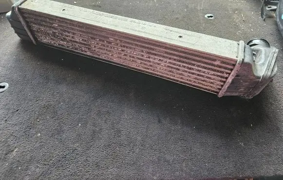 BMW 3 E46 Intercooler radiator 7786351 1754100