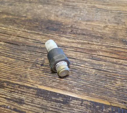 BMW Z3 E36 Coolant temperature sensor 8363677