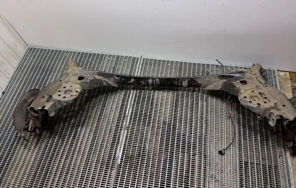Honda Odyssey Rear axle beam 
