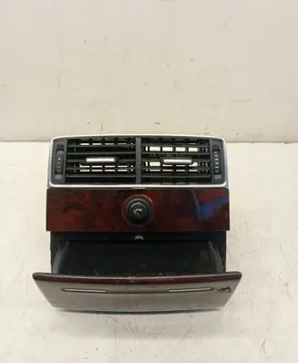Audi A8 S8 D3 4E Rear air vent grill 4E0819203A