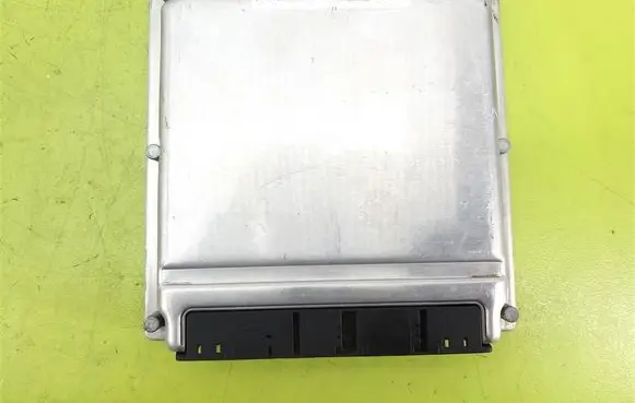 Mercedes-Benz C W203 Engine control unit/module A0001536579