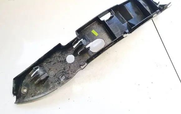 Volkswagen Touareg I Front bumper mounting bracket 7l6807183a