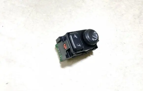 Nissan Qashqai Wing mirror switch