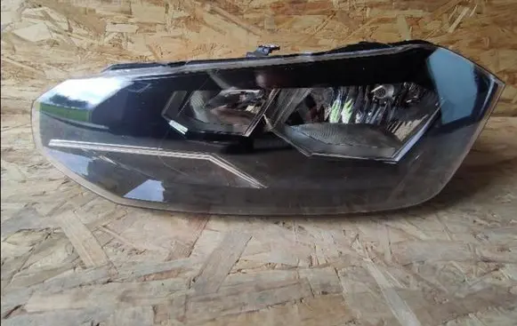 Volkswagen Polo VI Headlight/headlamp 2G1941005
