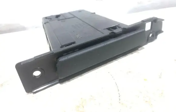 BMW 3 E90 E91 Cup holder 22167210 7127461
