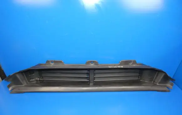 Volvo XC90 Intercooler air channel guide 31353797