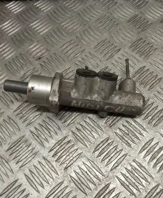 Audi A6 S6 C4 4A Master brake cylinder