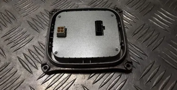 Peugeot 308 LED ballast control module 130732940400