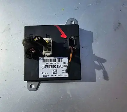 Mercedes-Benz E W211 Comfort/convenience module 2115450532