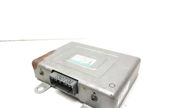 Mitsubishi Pajero Engine control unit/module MC899777 K8T73075