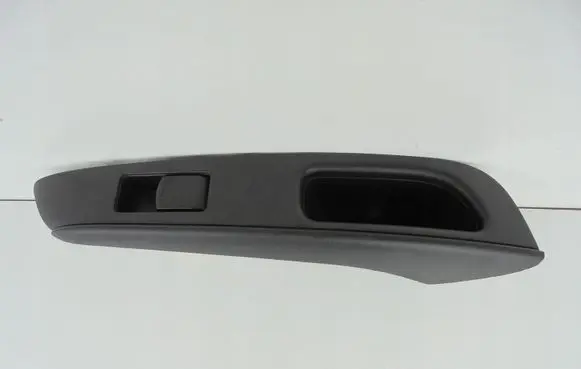 Nissan Note (E12) Electric window control switch 829603VW0A