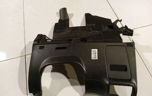 Subaru Legacy Steering wheel column trim 