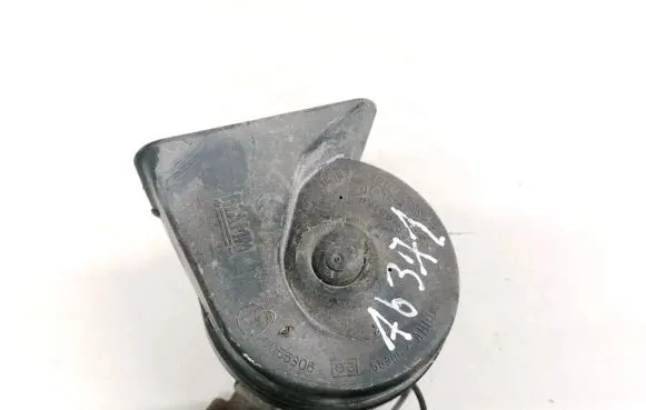 Ford Focus C-MAX Horn signal E30055306