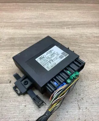 Ford Focus Comfort/convenience module 98AG15K600DE 5WK47230E