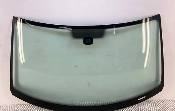 Volkswagen Tiguan Front windscreen/windshield window