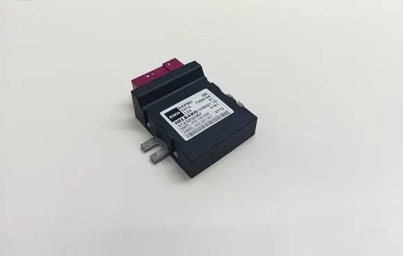 BMW 5 F10 F11 Fuel injection pump control unit/module 7358144 735814401 16147358144