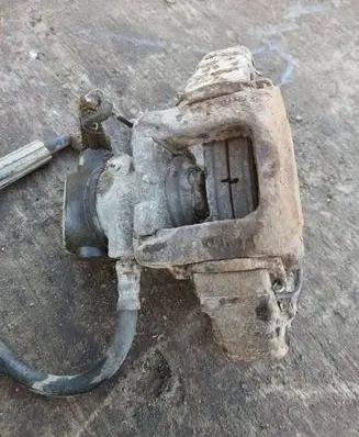 Renault Espace II Rear brake caliper