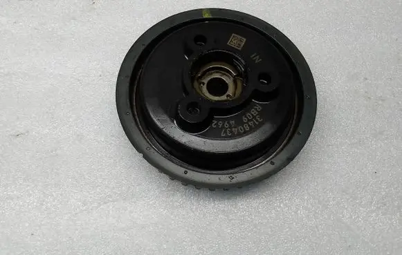 Volvo XC40 Camshaft pulley/ VANOS 31480437