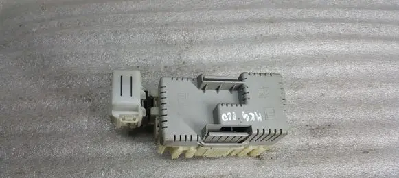 Ford Mondeo MK IV Fuse module