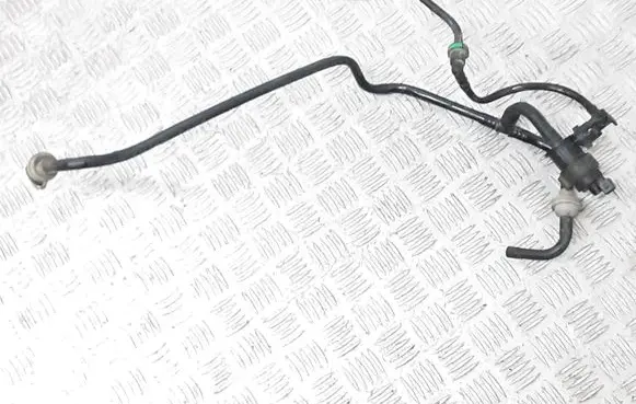 Volvo C30 Vacuum valve 8653909