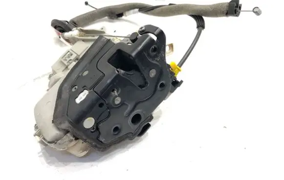 Audi A6 S6 C7 4G Front door lock 8J1837015C