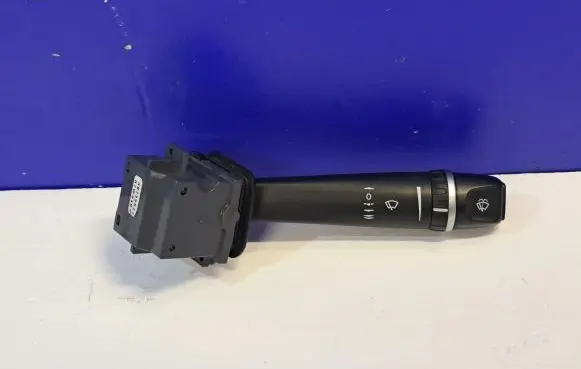 Volvo S60 Wiper control stalk 30798527