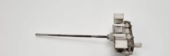 Audi A4 S4 B5 8D Central locking vacuum pump 8D0862153