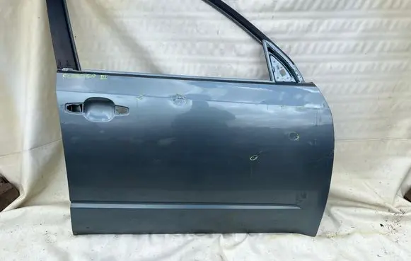 Subaru Forester SH Front door .....