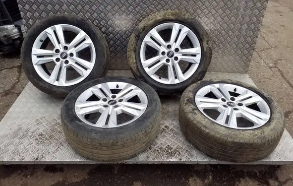 Audi Q2 - R17 alloy rim 81A601025AJ
