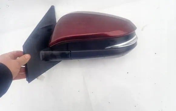 Toyota Highlander XU50 Front door electric wing mirror