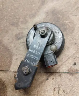 Hyundai Tucson JM Horn signal 966302E000