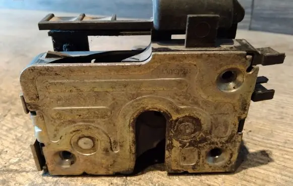 Renault Scenic I Front door lock