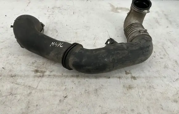 Subaru Forester SJ Air intake hose/pipe A12AG05