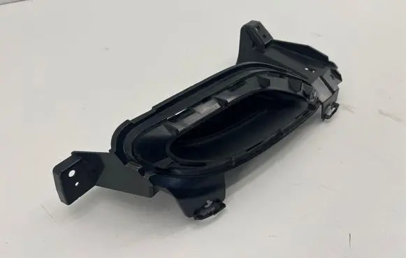 Mercedes-Benz E W213 Muffler trim A2138855201