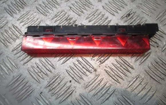 Ford Mondeo Mk III Third/center stoplight 1S71-13A613-AE