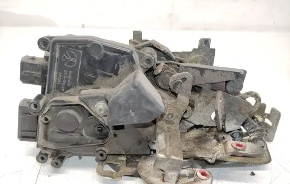 Peugeot 605 Rear door lock 011298B