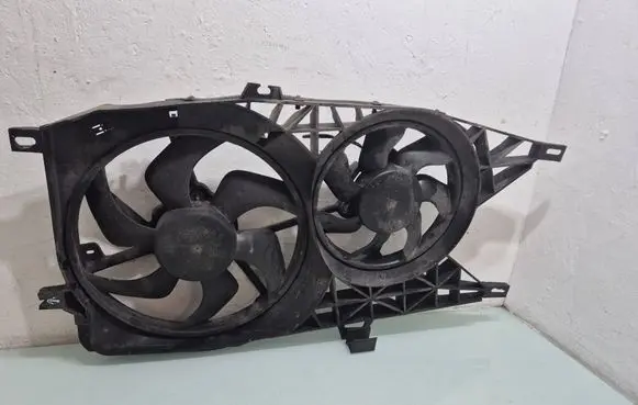 Opel Vivaro Electric radiator cooling fan 