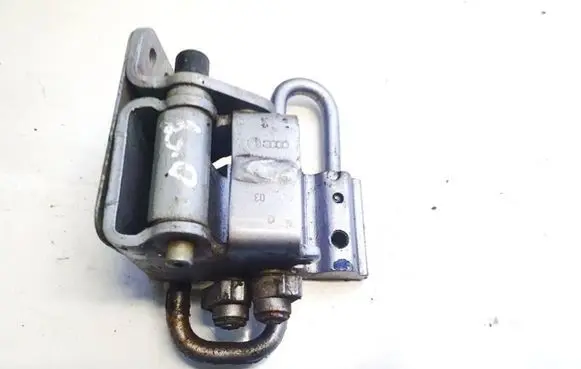 Audi A4 S4 B7 8E 8H Rear door lower hinge 8d0833412