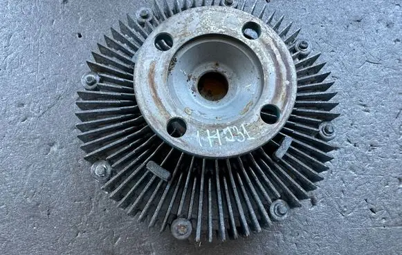 Toyota Land Cruiser (FJ60) Viscous fan clutch 1621068020