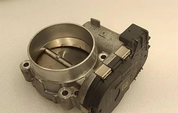 Dodge Durango III Throttle valve 05184349AC 0280750570 1628