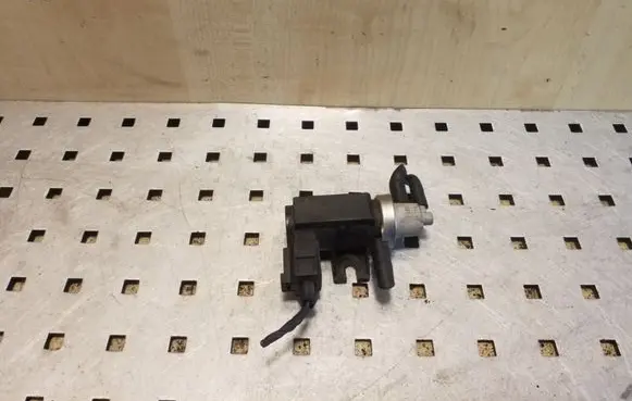 Skoda Fabia Mk1 (6Y) Turbo solenoid valve 1J0906627A