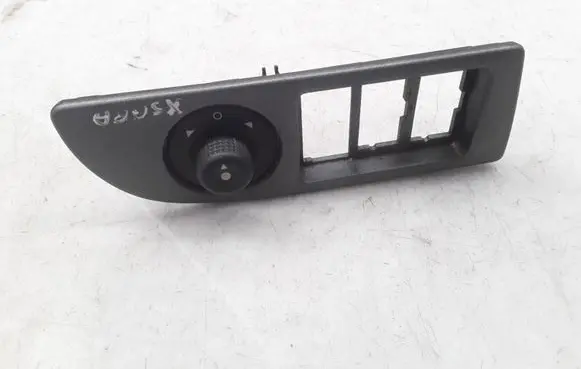 Citroen Xsara Wing mirror switch 9637249977 185526