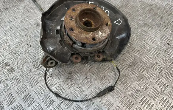 BMW 1 F20 F21 Rear wheel hub