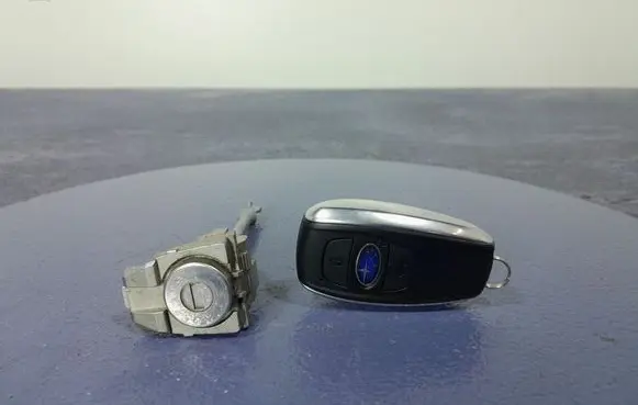 Subaru XV I Ignition lock 