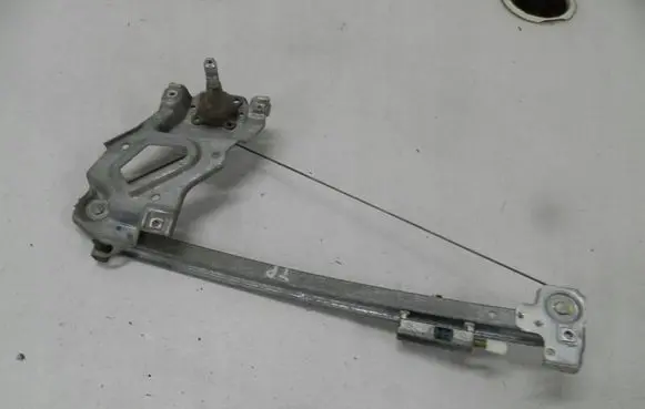 Audi 80 90 S2 B4 Rear door manual window regulator 
