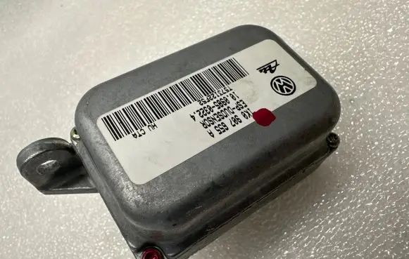 Audi A3 S3 8P ESP acceleration yaw rate sensor 1K0907655A
